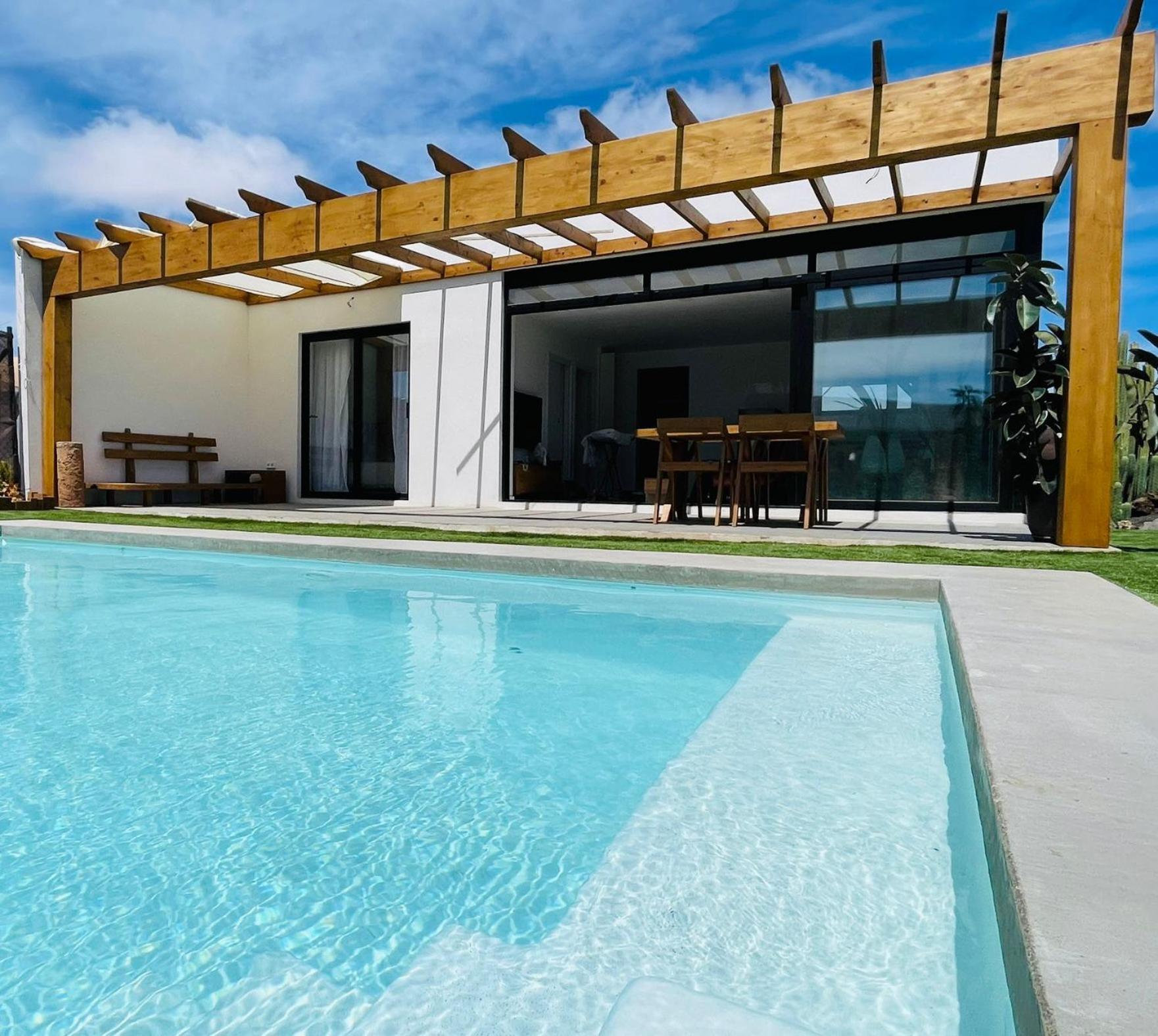 Bungalow + Piscina Independiente Ла-Олива Экстерьер фото