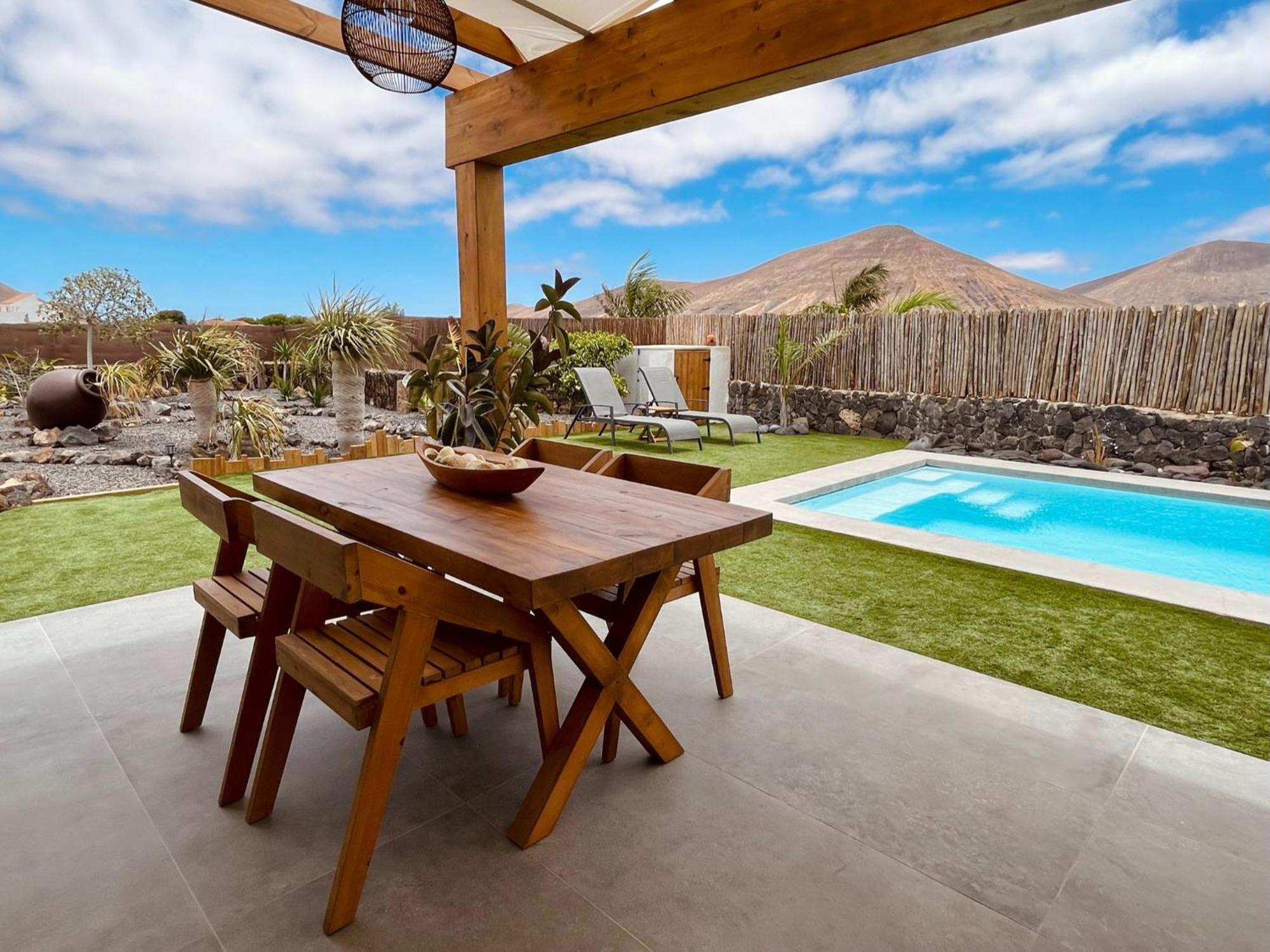 Bungalow + Piscina Independiente Ла-Олива Экстерьер фото